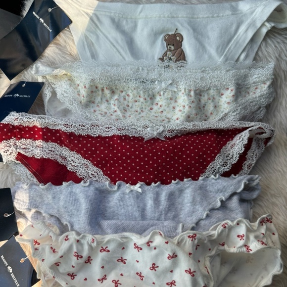 Brandy Melville pantys set - Picture 1 of 1
